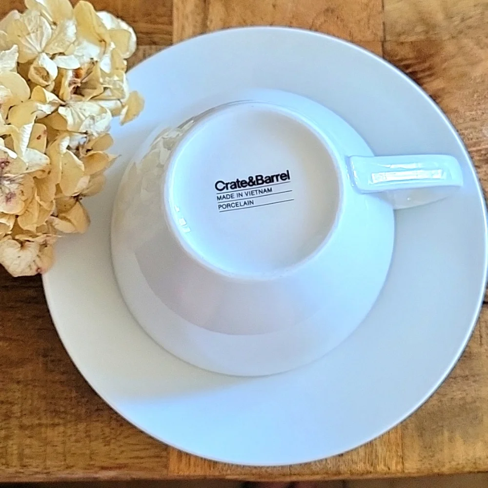 Crate&Barrel pair of teacup set